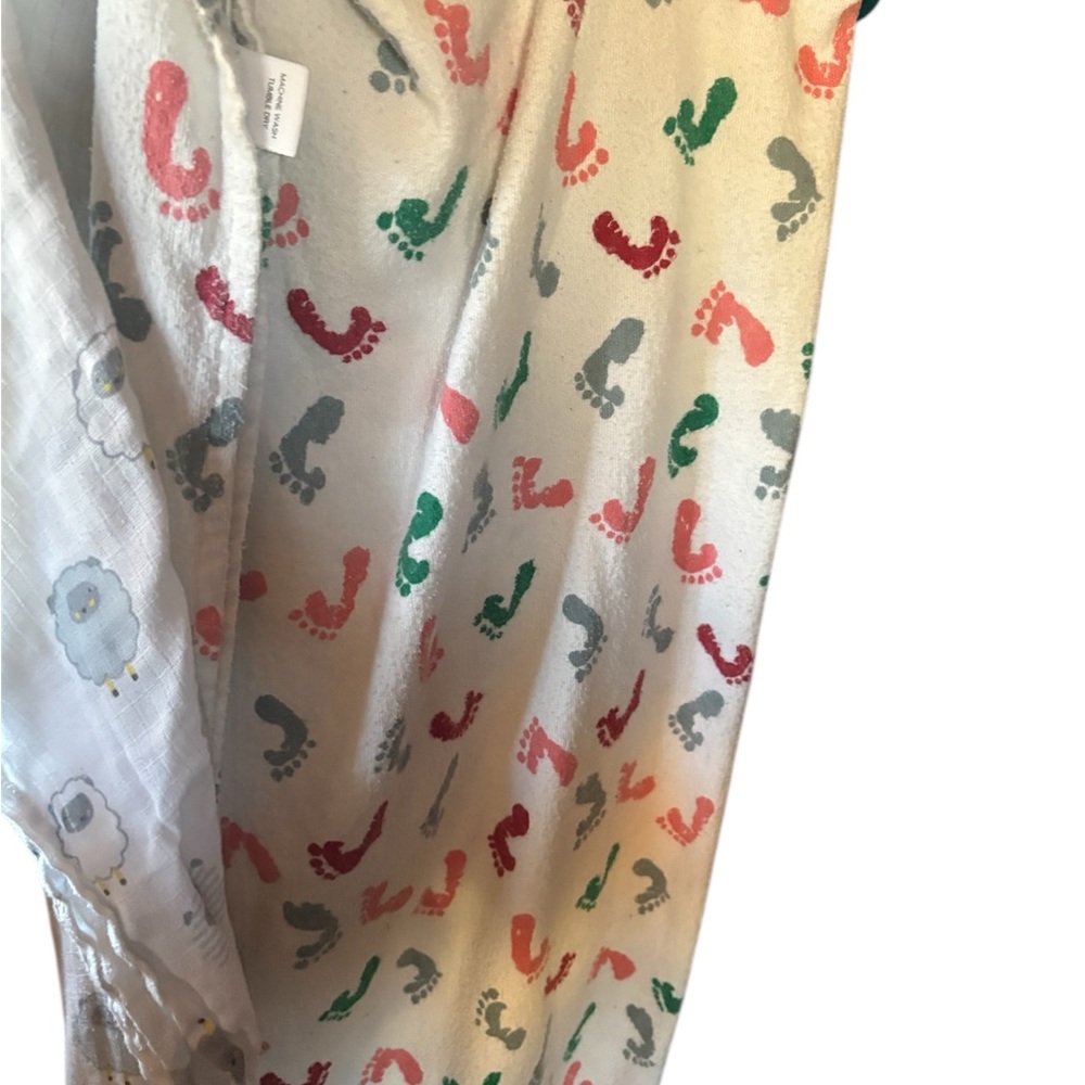 Colorful Footprint Patterned receiving blankets for swaddles